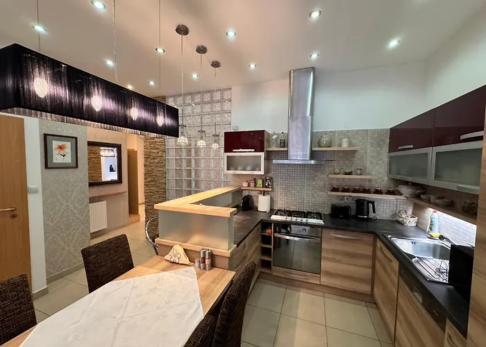 Hollan49 Luxury Apartment At The Danube, Budapest